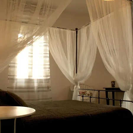 Casa Bed & Breakfast